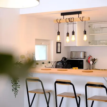 Proche Rouen - Magnifique T4 - 3 Appartement *